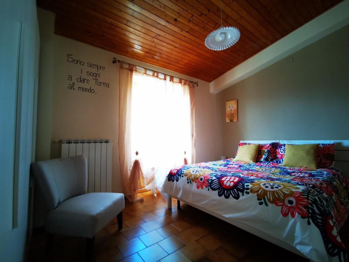 B&B A Casa Di Nonna Massa d'Albe Exterior foto